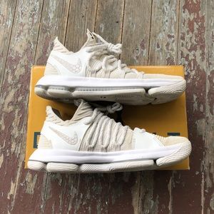 Nike KD10 “Platinum”